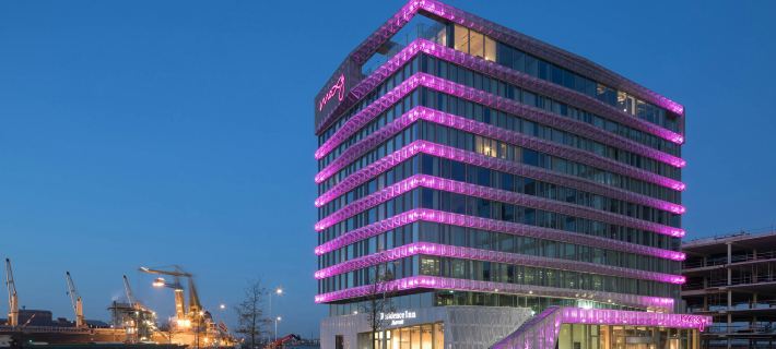 Moxy Amsterdam Houthavens Hotels in Amsterdam
