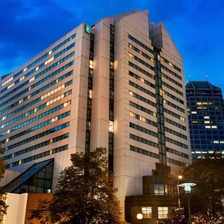 Embassy Suites by Hilton Indianapolis Downtown