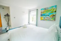 Central Gloucestershire Flat 1 Bedroom  Sleeps 6 -  Ferienwohnungen