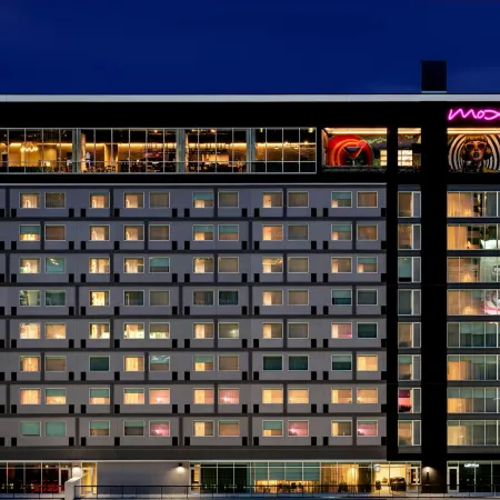 Moxy Charlotte Downtown