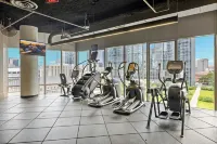 Placemakr Premier SoBro - Gym