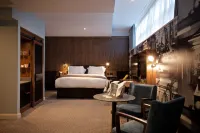 Telegraph Hotel - Coventry - parking