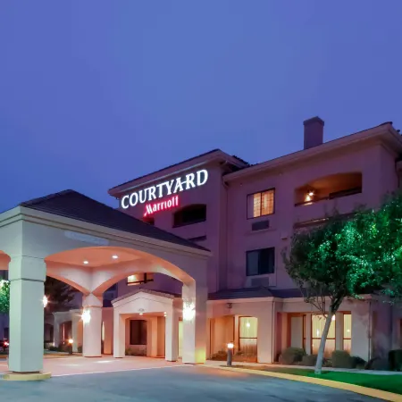 Courtyard Salinas Monterey