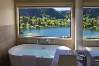 Solitaire Lodge - جاكوزي