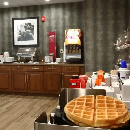 Hampton Inn & Suites Baltimore/Aberdeen