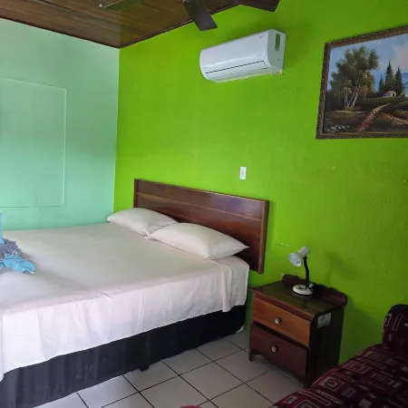 Anchorage Beach Resort Caye Caulker Hotels in Caye Caulker