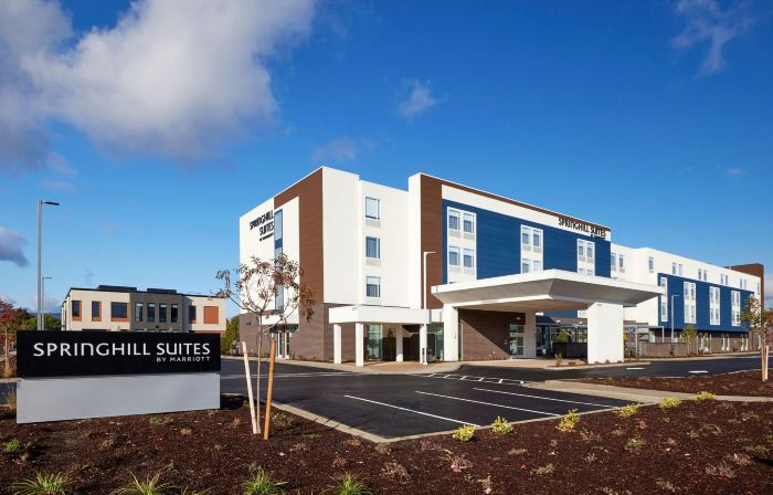 SpringHill Suites Medford Airport