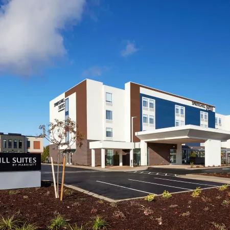 SpringHill Suites Medford Airport
