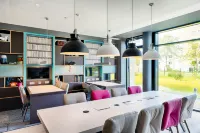 Premier Inn Berlin Airport - فطور