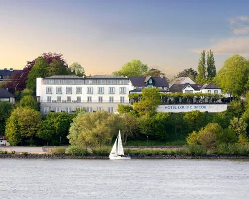 Hotel Louis C. Jacob Hotels near Cranz