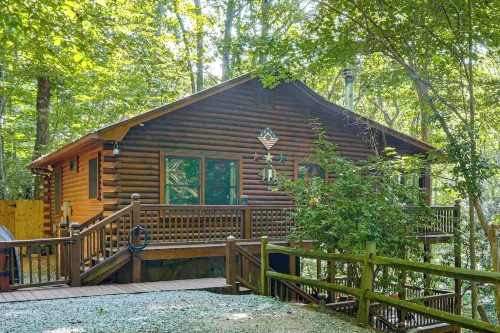 寧靜的Blue Ridge小屋，帶露台和火坑 - 3 星級