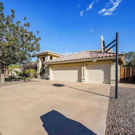Close to Hiking! Family-friendly Mesa Retreat