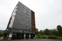 Baekje Hotel - parking