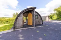 Cosy Glamping Pod Near Garth With River Views - 4 звезды