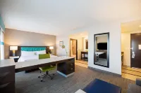 Hampton Inn by Hilton Winnipeg Airport/Polo Park - Jacuzzi