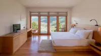 Dhensa Resort Hotels near Happiness Field Homstay Camping