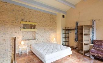 Heritage Villa in les Mages with Swimming Pool