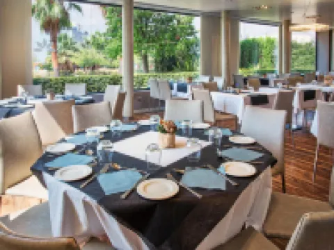AZZ Valencia Tactica Hotels in Paterna