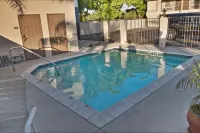 Burbank Inn and Suites - 2-Sterne