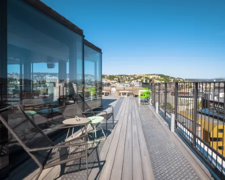 Clarion Hotel the Edge โรงแรมในทรุมเซอ