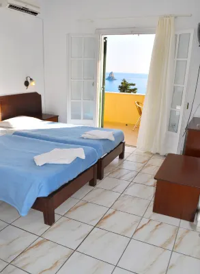 Holiday Apartments Maria with Pool and Gorgeous View - Agios Gordios Beach - 3-Star