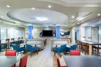 Holiday Inn Express & Suites Lakeland South