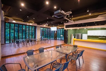 Yeongdong for Elise Pension