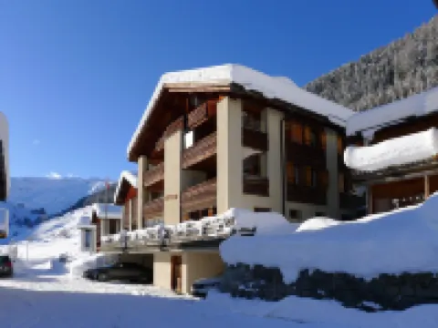 Alpetta Hotels in Tujetsch