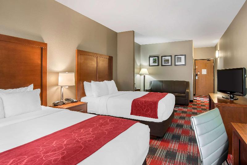 Comfort Suites Near Vancouver Mall