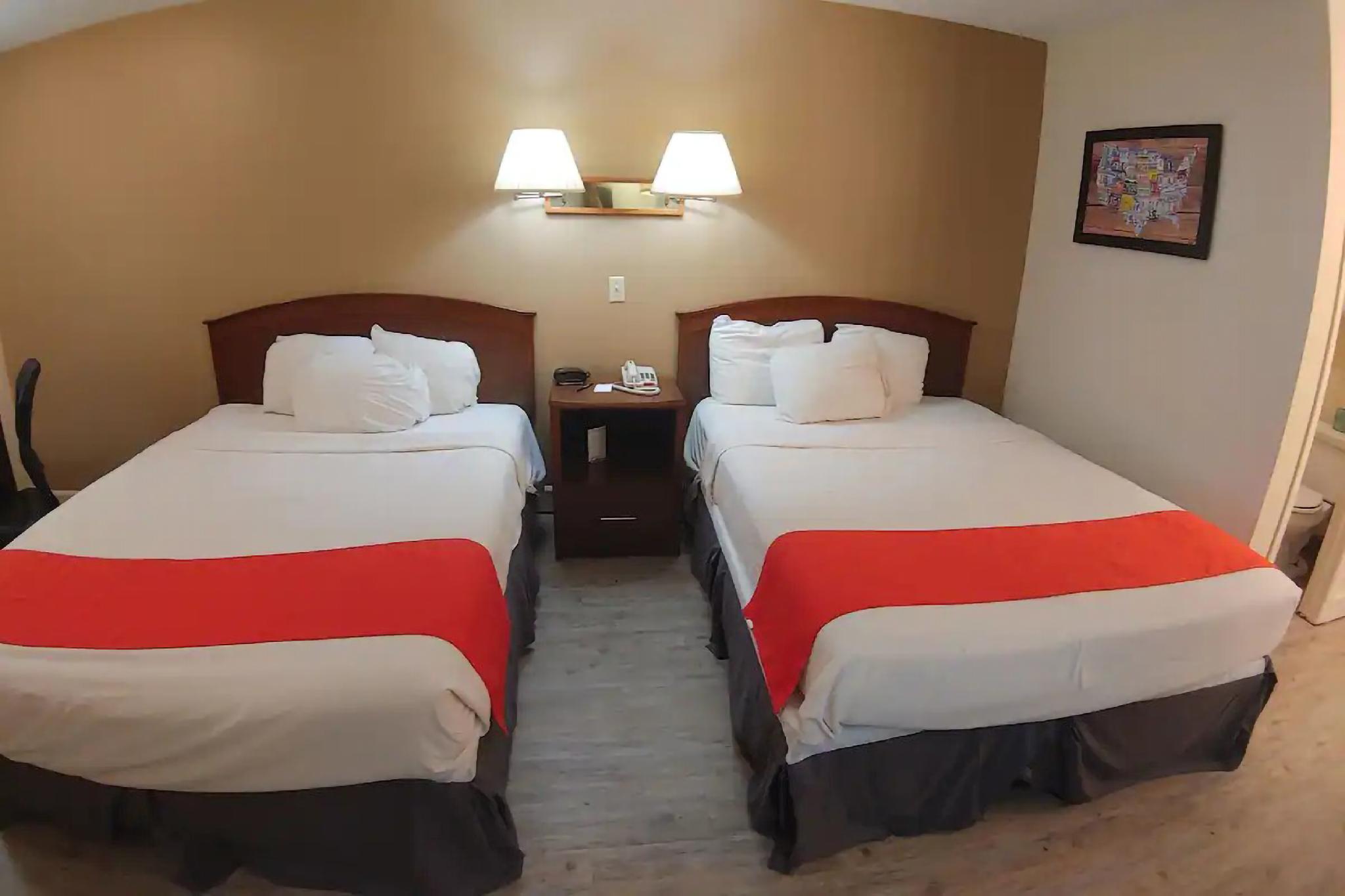 Coratel Inn & Suites McCook