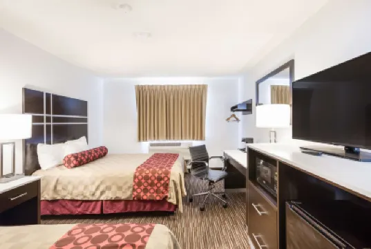 Americas Best Value Inn Charlotte Hotel di 