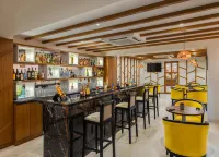 Sobit Sarovar Portico - bar