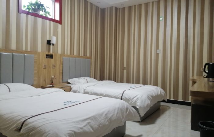 Cheng'an Zengxi Business Hotel