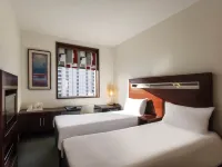 Ibis World Trade Centre エミレイツタワー周辺のホテル