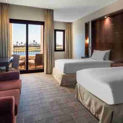 DoubleTree by Hilton La Torre Golf & Spa Resort Rooms