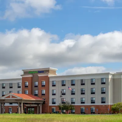 Holiday Inn Express INDIANAPOLIS - SOUTHEAST by IHG Hotels near University of Indianapolis