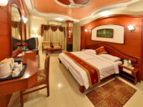 Hotel Gnanam Hotels in Thanjavur