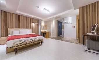 Daegu Sincheon Play & Stay Hotel