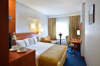 Holiday Inn Istanbul City, an IHG Hotel Hotel in zona Complex Of Valide Sultan Mihrisah
