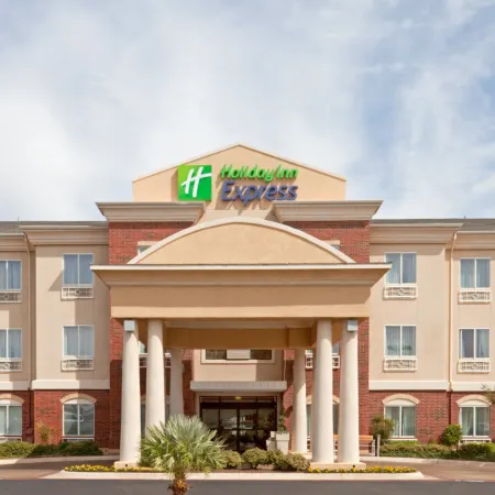 Holiday Inn Express & Suites SAN ANGELO by IHG