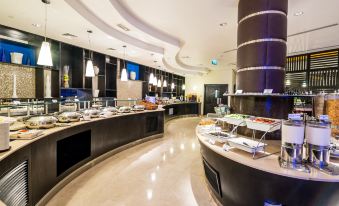 Holiday Inn Express Dubai Airport, an IHG Hotel