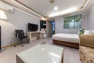 Metro Tourist Hotel Cheonan