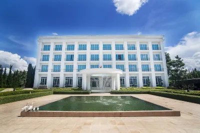 LA VIE EN ROSE HOTEL Hotels in Chiang Rai