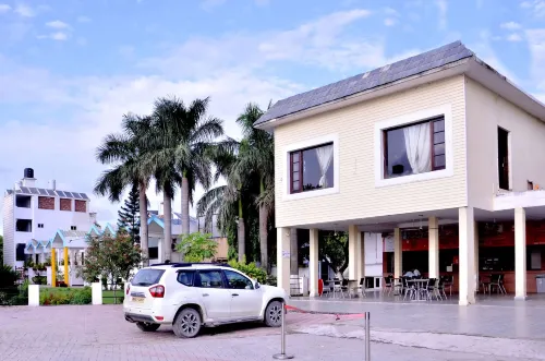 Comfort Inn Coral River Hotels in Madhopur
