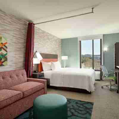Home2 Suites by Hilton Woodland Hills Los Angeles Rooms