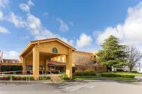 La Quinta Inn & Suites by Wyndham Redding