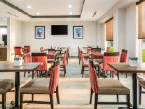 Comfort Suites DeSoto Dallas South Hotels in DeSoto