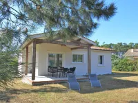 Les Arbousiers - Homestays