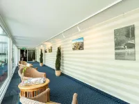 Relexa Hotel Bellevue an der Alster Отели рядом с достопримечательностью «Озеро Ауссенальстер»