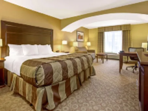 La Quinta Inn & Suites by Wyndham Dickinson Hotels in Dickinson